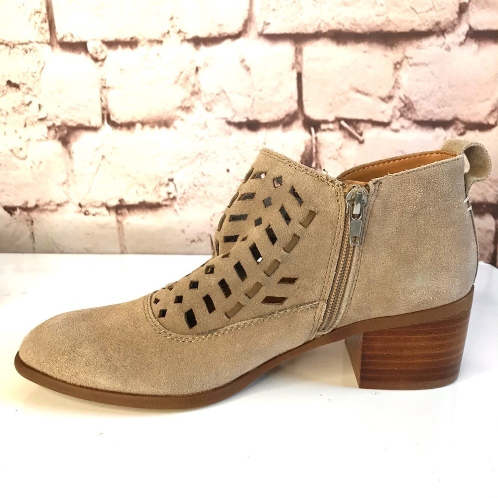 FRANCO SARTO RORY Tan Suede laser cut ankle boots Size 7 booties - Picture 15 of 15